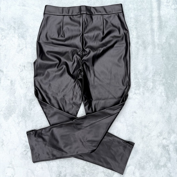 Michael Kors faux leather pull on pants - Picture 3 of 6